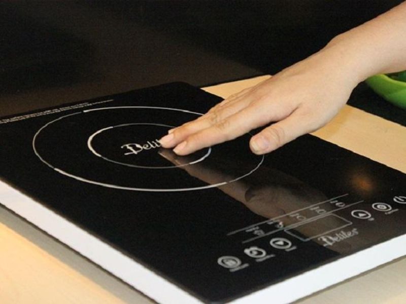 Bếp từ mất cảm ứng tại sao?
