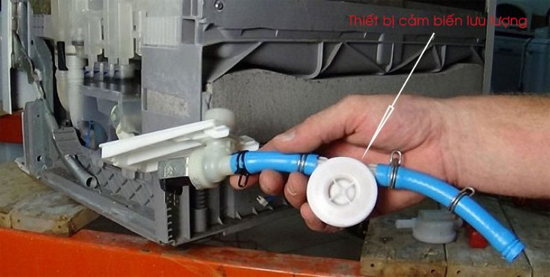 Nguyên nhân máy rửa bát báo lỗi e4 