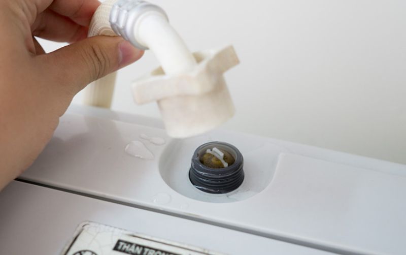 ống cấp nước bị lỏng
