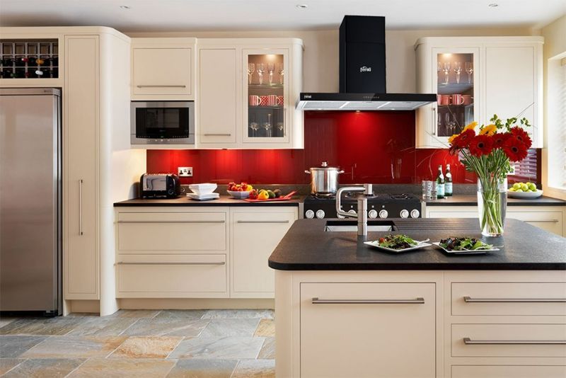 Máy hút mùi ít ồn và không gây tiếng ồn?