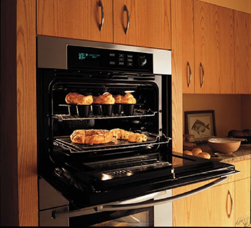 Lò nướng Bosch không nóng